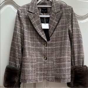 Dolce Cabo Brown Houndstooth with removable Rabbit Fur Cuffs